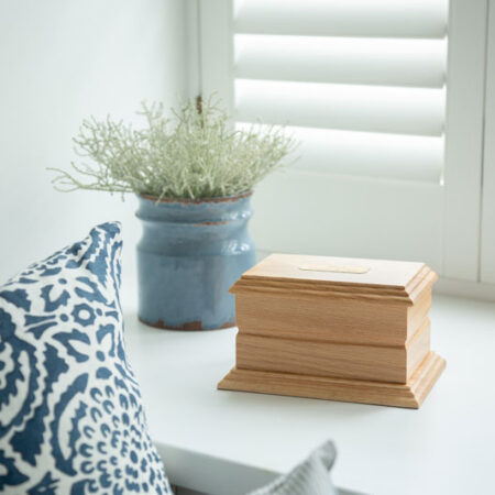 Wooden pet caskets Linfield Natural Oak